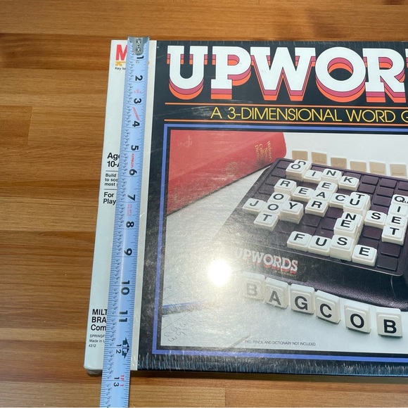 Deadstock VTG Sealed 1980s UPWORDS A 3 Dimensional Word Game Milton Bradley Comp - Picture 13 of 15